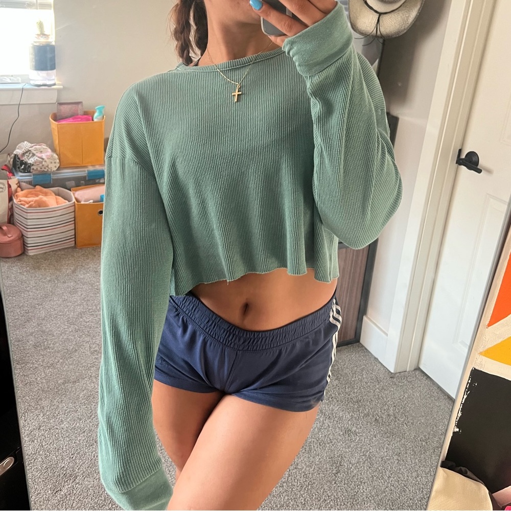 Cropped long sleeve waffle long sleeve
